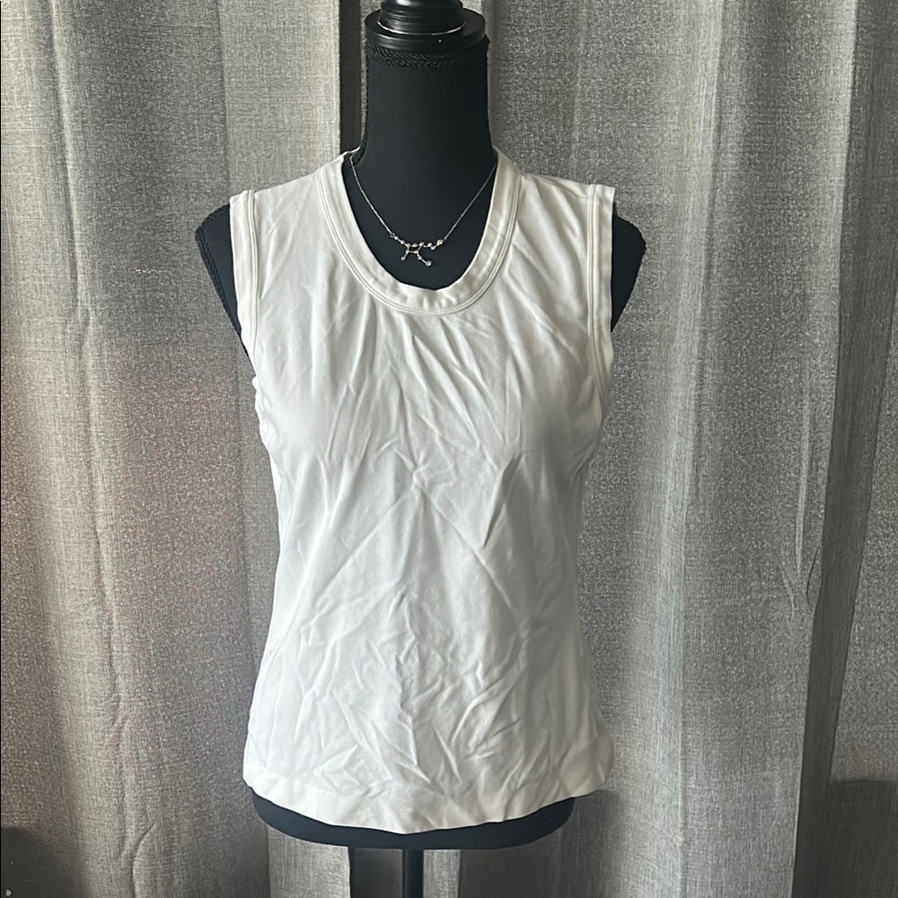 Club Monaco White Fitted Muscle Tee